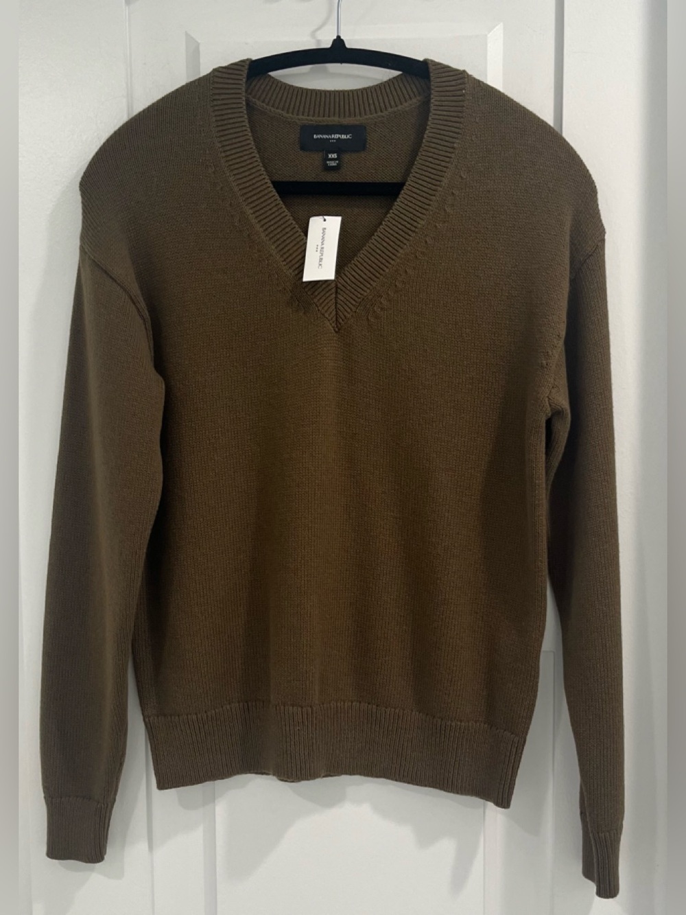 BANANA REPUBLIC FACTORY V-Neck Sweater, Size XXS